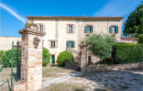 Nice home in Monteguiduccio with Jacuzzi and 3 Bedrooms